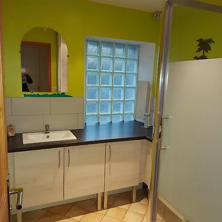 Chambre Dans Un Ecrin De Verdure Bachant Exterior photo